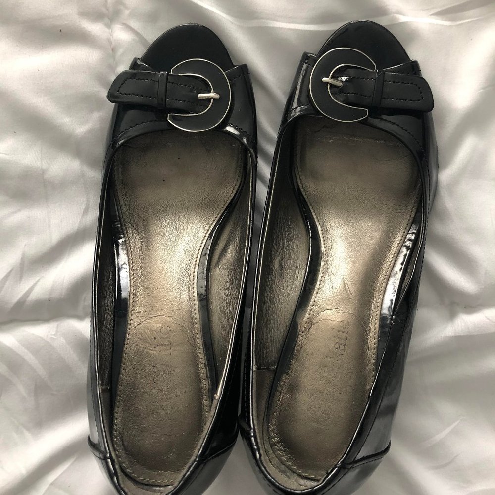 Patent peep-toe heels